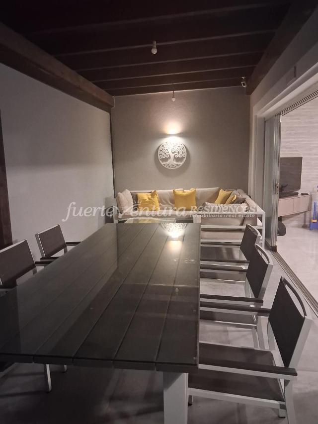 7b6db0c7-94af-49a0-8263-6712301675ad