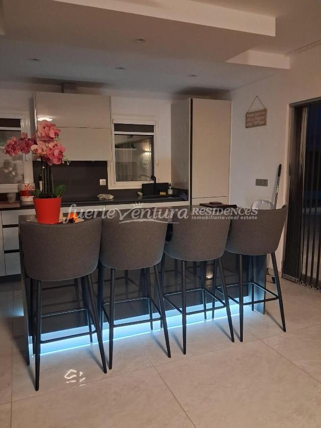 a5ac1d33-39ea-4785-a337-0301fdbc6dd2