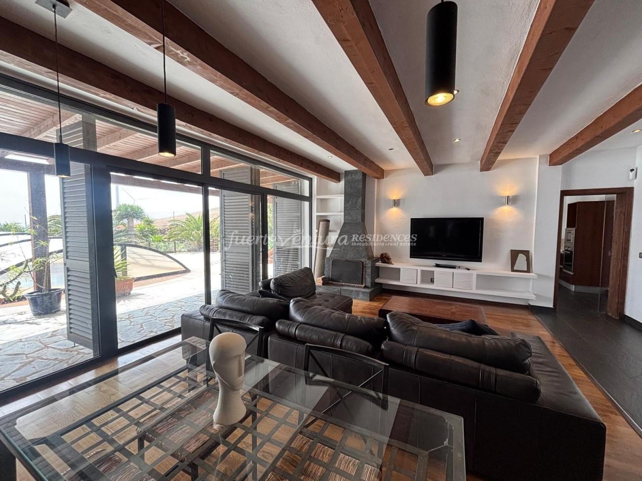 WhatsApp Image 2026-03-06 at 11.39.01