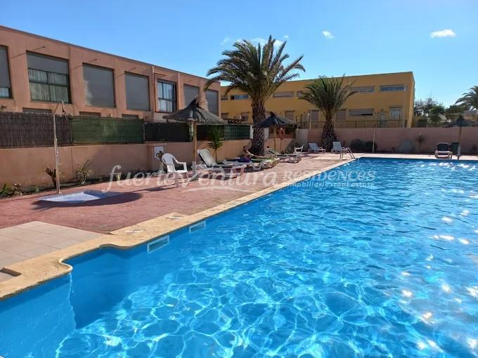 DUP-437_1_1_pool.jpg